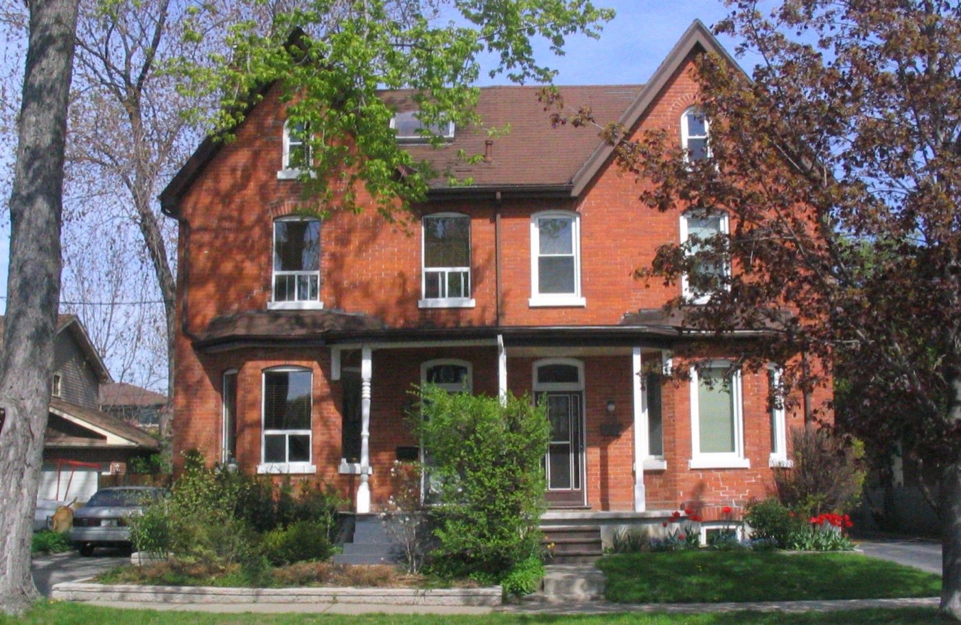 Red-brick Victorian family home in Mimico, Toronto